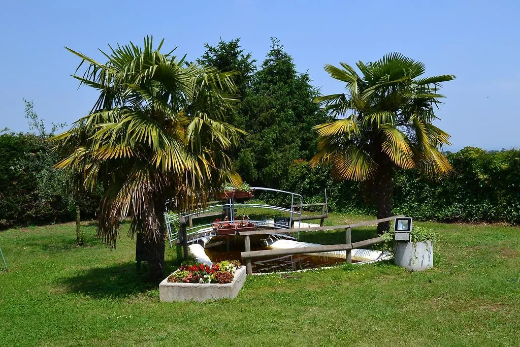 Farm stay Agriturismo Casa Maria Teresa Villa Sommacampagna Italy